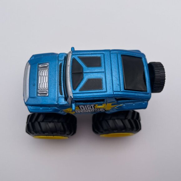Maisto Dirt Demons Monster Truck Plastic Blue\Yellow Diecast (SKU: 408TO) - Picture 6 of 7